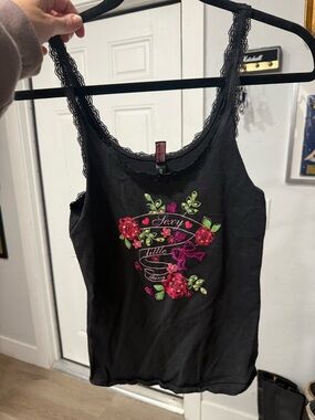 Black Lace-Trim Floral Graphic Tank Top NWOT sexy little things 2006